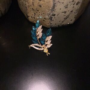 Elegant Gold and Green Leaf Brooch